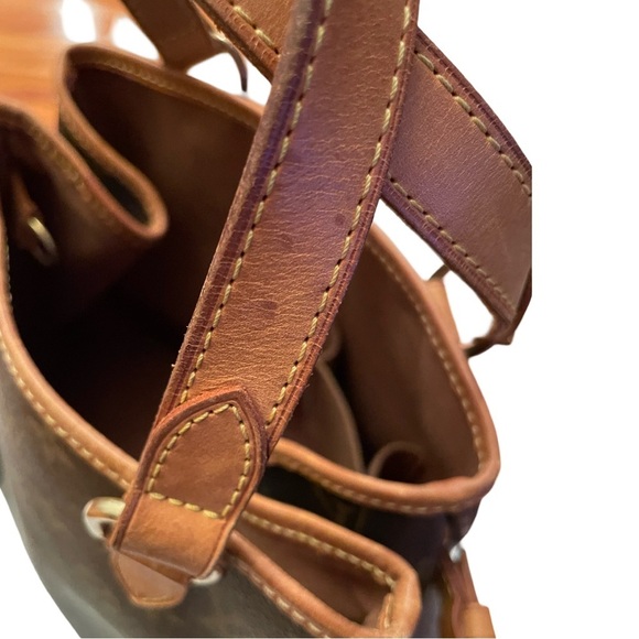 Louis Vuitton Batignolles Vintage Handbag in Monogram Canvas. Authentic - Picture 7 of 15